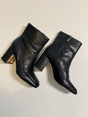 Sam Edelman Fenna Black Leather Almond Toe Block Heeled Ankle Boots Size 5.5